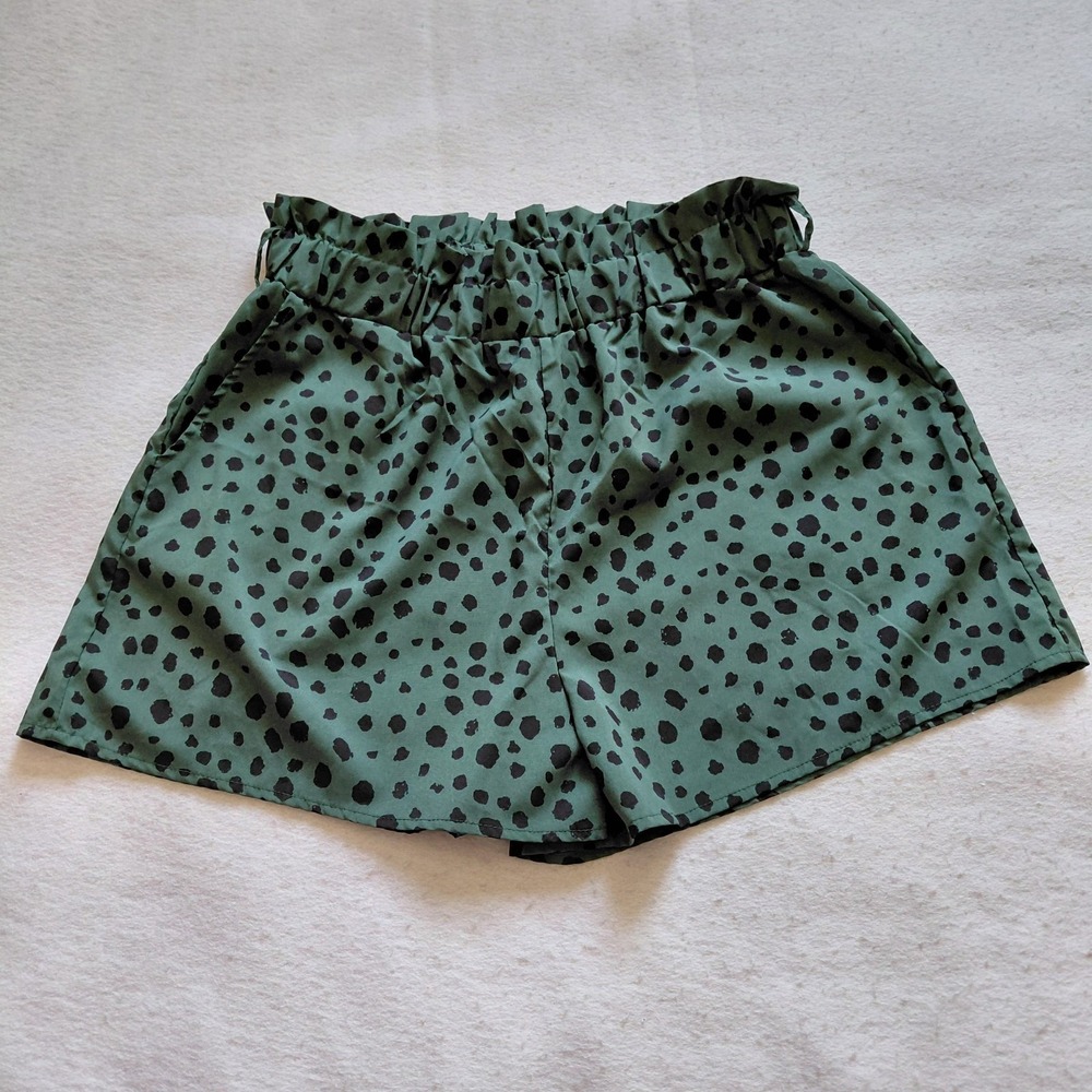 Emery Rose Shorts Womens XL Green Polka Dot Paperbag Waist High Rise Stretch